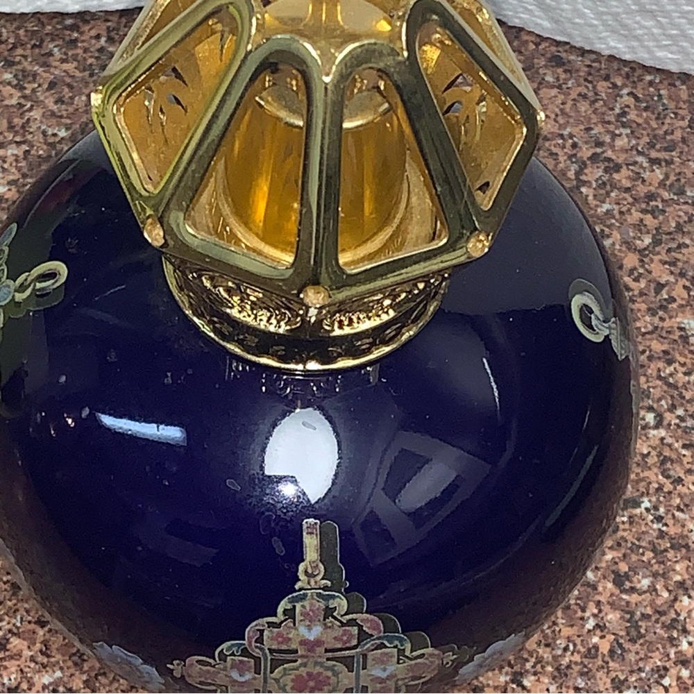Authentic Lampe Berger - Blue Porcelain Catalytic Home Fragrance oil burner - Picture 5 of 10
